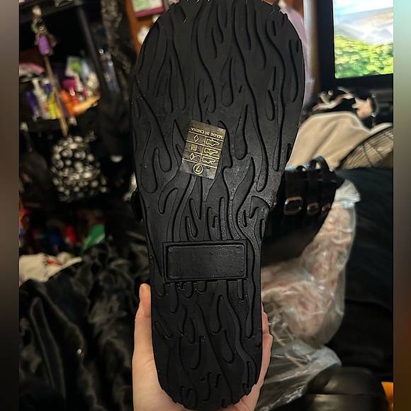 SOLD Demonia Concord - 108 Brand New w/o box, foam inside, demonia wrapping - Picture 11 of 12